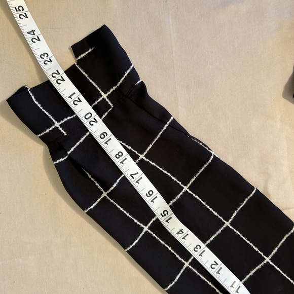 Women’s Apt 9 Essentials Black & White Checkered Long Sleeve Shirt | Size XS - Picture 9 of 11
